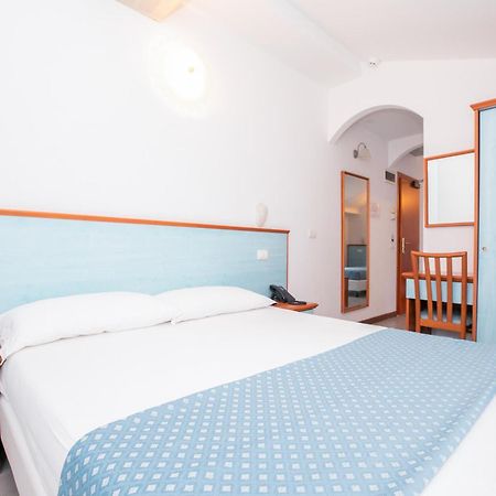 Hotel Brienz Bellaria-Igea Marina Zewnętrze zdjęcie