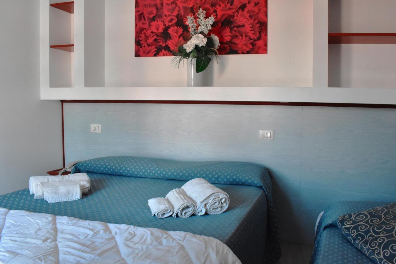 Hotel Brienz Bellaria-Igea Marina Zewnętrze zdjęcie